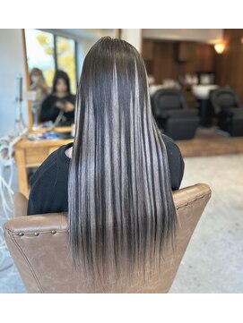 フツーロ 栄(FUTURO) プルエクステ