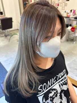 オンカラー(ON.COLOR) グラデーションレイヤーハイライトベージュ