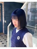 ネイビーカラーブルー青髪ダブルカラーケアブリーチ前髪ミニボブ
