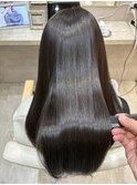 うるつやショコラブラウン×髪質改善　Zina Momo