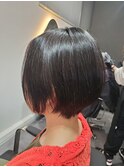 ショートボブ