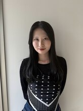 ムーム(Momb) 山本 来愛