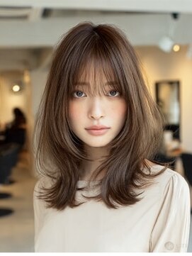 ダル 渋谷/表参道(DAL.) ハッシュカットバタフライカットダークブラウンカーテンバング