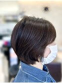 ショートボブ