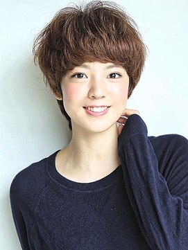 ヘアメイク フレンシア(hair make flencia) 縦長マッシュウルフ