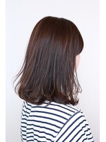 ヘアーサロン ビー(hair salon b.)&nbsp;トップの動き◯レイヤーミディ