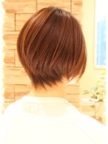 レウナ 外苑前(Reuna)&nbsp;【30代40代50代】毛流れ綺麗なひし形ショート