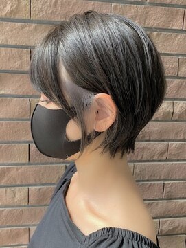 アッシュ 清瀬店(Ash) イヤリングカラーが可愛い！ショートボブ