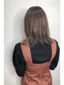 モルニ(MORNI) ショコラブラウン_マロンベージュ Aラインボブ かきあげ