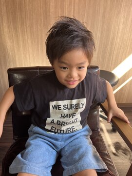 ニカ(NIKA) ショート