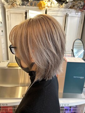 ヘアスタジオニコ(hair studio nico...) milky beige