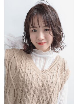 リノ(un Lino) フェミニンボブ