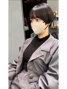 シェルハ(SHELHA) 骨格補正ショートダークグレージュ