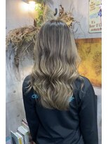 ヴェロニカ バイ ソル(Veronica by SOL) シャドウルーツ