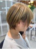 ミルクティーベージュダブルカラーケアブリーチ顔まわりレイヤー