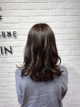 エールフォルム 藤枝店(YELLFORME) ダークオリーブグレージュカラー