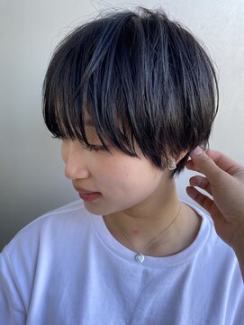 エアー 青山(AIR) 丸みショートシースルーバングくびれボブマッシュショート
