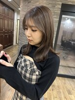 ミラ(MIRA)&nbsp;顔まわりカット/くびれレイヤー/マロンベージュカラー