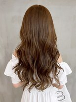 アイティー バイ アルバム 浦和店(IT by ALBUM)&nbsp;おくれ毛オリーブベージュ顔周りレイヤーロング_ba558602