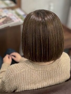 アミリー 成田東町店(Amily) 天使の羽バング童顔透明感グレージュトリートメントストレートUP