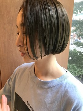 バウム(BAUM) 大人ショートボブ