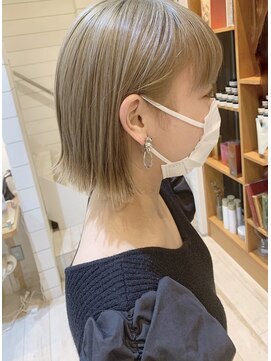 ネオリーブ アンド 渋谷店(Neolive &) 【neolive&】ブロンドベージュ切りっぱなしボブ