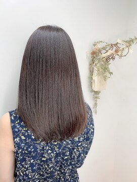 イーラ(era) 《era》美髪チャージ　サイエンスアクア　艶ツヤストレートみわ