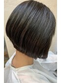 前下りボブ／グレーカバー／ショート／30代40代50代／ボブ