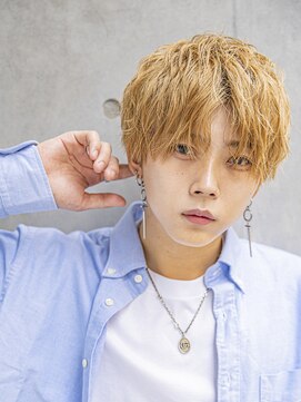 サングース(Sungoose) ★透明感シルバーカラーかきあげニュアンスマッシュ