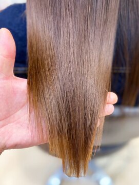 ヴィヴァーチェイルソーレ(VIVACE ilsole) 20代30代40代髪質改善カラーアッシュベージュ艶感透明感