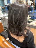 ハイライトカラー ラフグレージュ ミディアムレイヤー