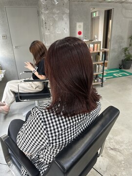 ラック(LUCK) レイヤーぱっつん前髪ステップボーンカットシルキー船橋/韓国