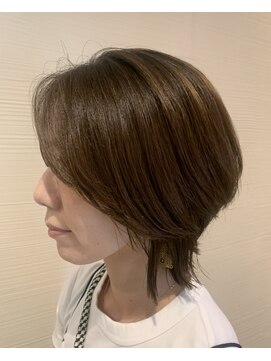 ティピ(tipi) ウルフレイヤー/ひし形ボブ/くびれヘア/透明感カラー