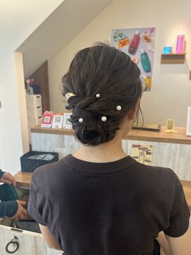 ナンプウ(Nanpu) ふんわりシニヨンヘア