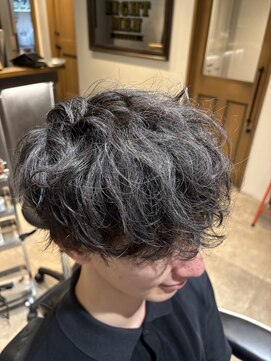 エイトメン 池袋店(EIGHT MEN) ドライワックスで仕上げたふんわりシャドウパーマ