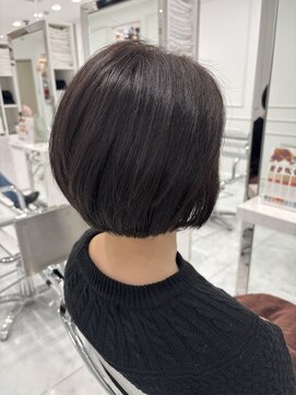 ニューヨークニューヨーク 松井山手店(NYNY) ショートボブ