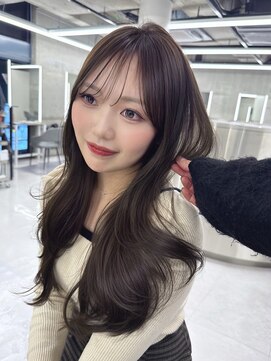 シイム(CYM) 艶髪/透明感カラー/レイヤーカット