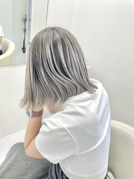 ギア(GEAR.) 【三宮バレイヤージュ】切りっぱなしボブバレイヤージュ