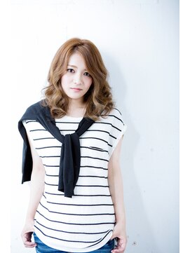 ディスタ(Dista) ミディアムエアリーカール