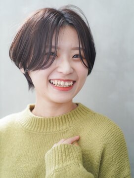 スピガ(SPIGA) センター分け大人ショート