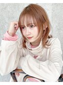 ミディアムレイヤー／顔まわりレイヤー／ミディアムウルフ