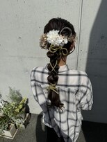 アチーブ ヘア デザイン(achieve hair design)&nbsp;前撮りヘアセット大人かわいい編みおろしポニースッキリお呼ばれ