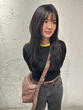 クエット デ プレジール イースタイル(COUETTE des PLAISIR e-style) ダークグレーレイヤーカットロングレイヤー顔周りレイヤー伊勢市