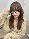 インナーカラーベージュ外ハネミディアムボブ10代20代30代