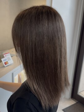 ジゼル 小倉(GiseL) ミディアムボブ/ミルクティー