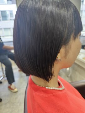 ベベ('BEBE) ボブ 髪質改善 ストレート