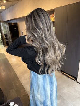 サニー 渋谷(SUNNY) バレイヤージュ、アッシュカラー、レイヤーカット、ダブルカラー