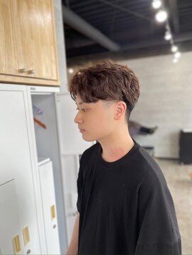 ソイクフ 四条大宮店(SOY-KUFU) 20代30代40代似合わせカット刈り上げセンターパートサーフカール