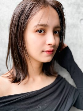 エインアンリー 明治神宮前(AIN.ANLY.) 4暗めカラーグランマッシュデザインカラーフェイスフレーミング