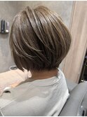 立体感ショートボブ